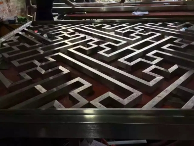 不銹鋼異性屏風